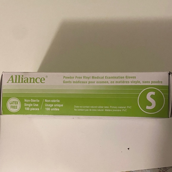 Alliance Vinyl Examination Gloves - 3 pack - Picture 2 of 4